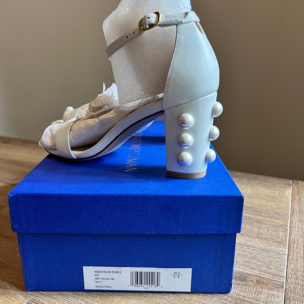 Stuart Weitzman Nearly Nude Sandals